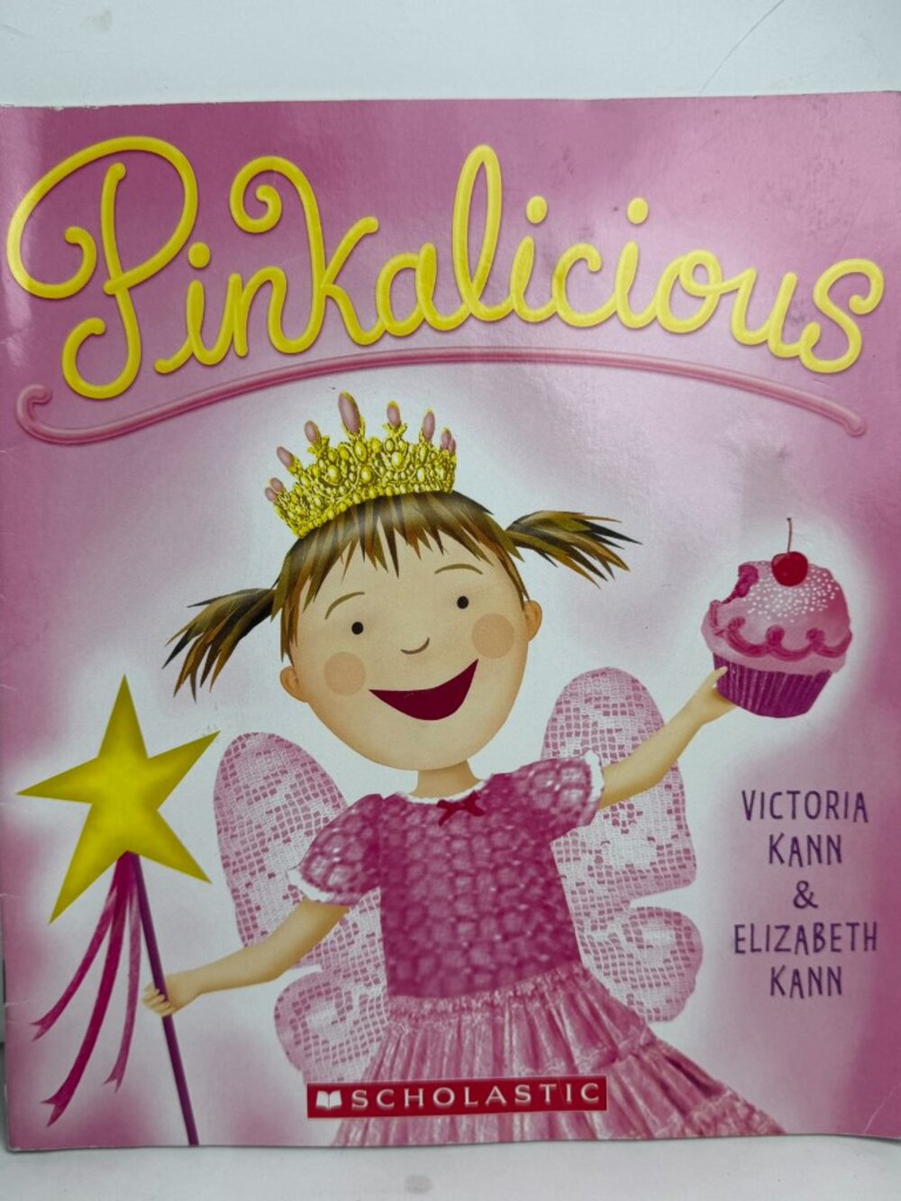 Pinkalicious Victoria Kann Paperback Book Scholastic ISBN 9780545076876 Kids